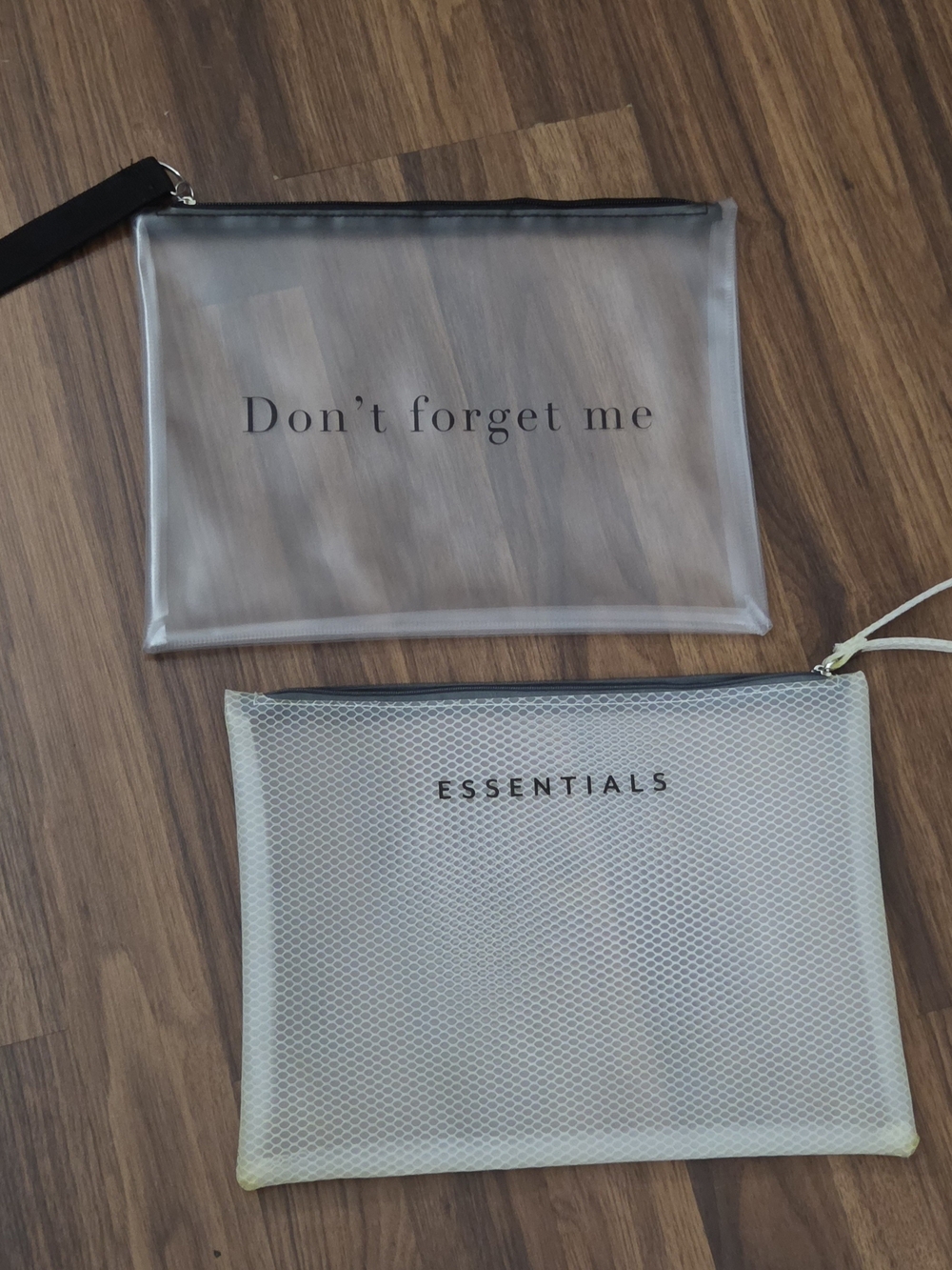 'Don't forget me' Pouch & Mesh 'ESSENTIALS' Pouch - Clear